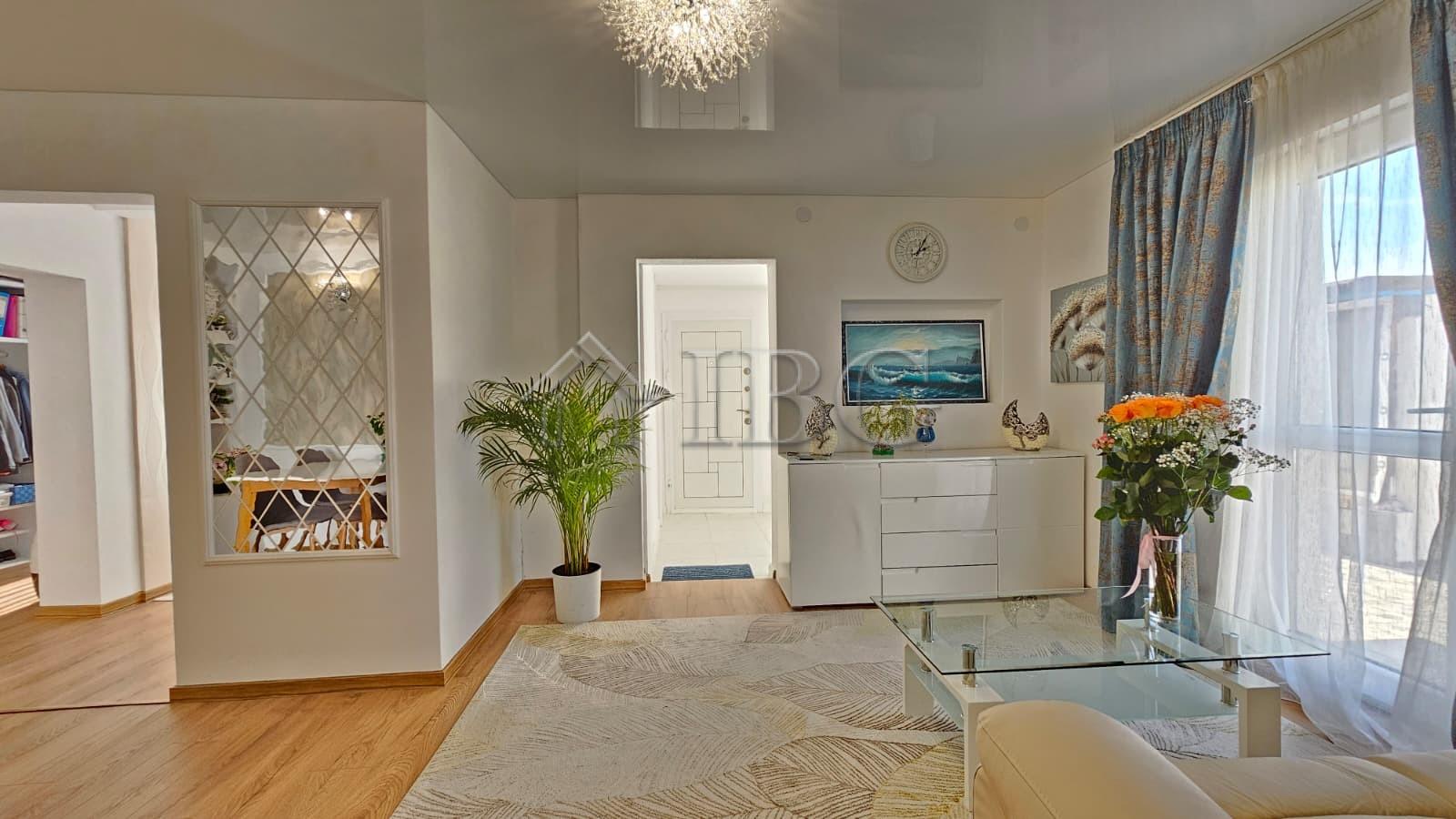 Excellent Renovated Detached House with 2 bedrooms Kosharitsa, near Sunny Beach — photo 8 of 25