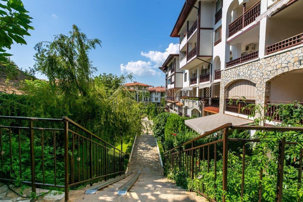 Excellent Studio Apartment with separate kitchen and balcony Arena 1, Sveti Vlas - First Line to the Sea — photo 18 of 20
