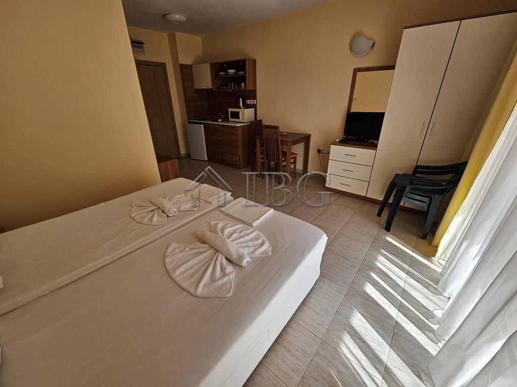 Furnished 42 sq. m. Studio with balcony Pollo Resort, Sunny Beach — photo 11 of 16
