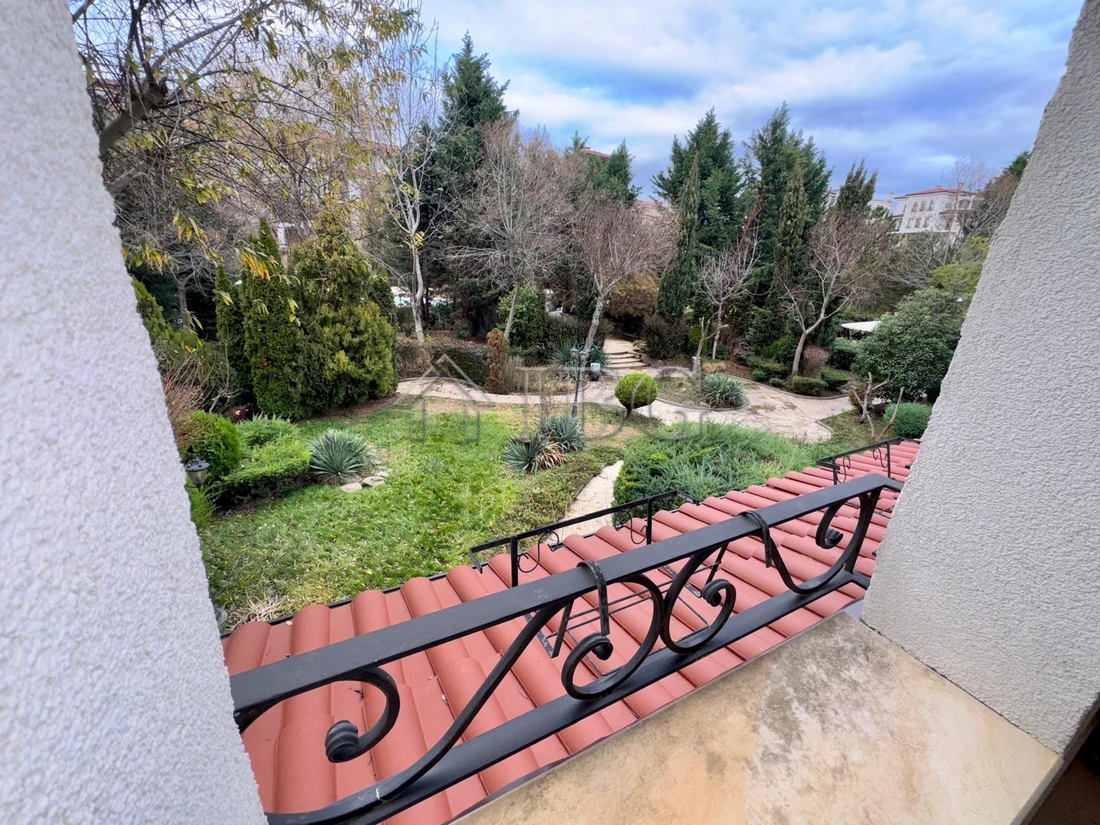 Elegant 2-Bedroom Apartment in Esteban Complex, Nessebar — photo 5 of 25