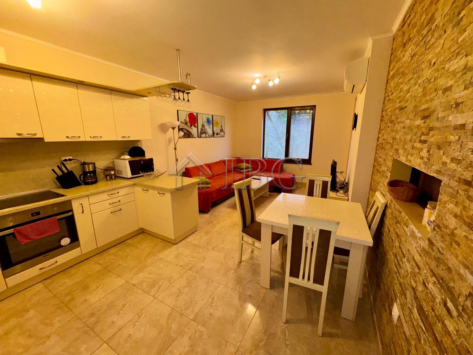Elegant 2-Bedroom Apartment in Esteban Complex, Nessebar — photo 12 of 25