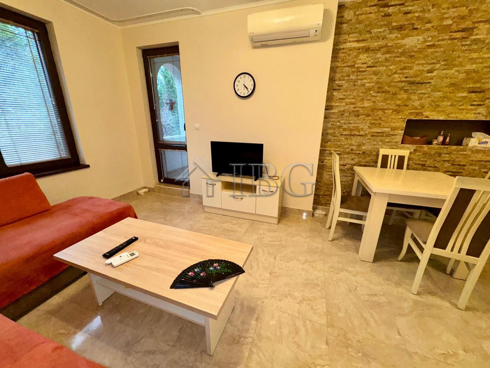 Elegant 2-Bedroom Apartment in Esteban Complex, Nessebar — photo 4 of 25