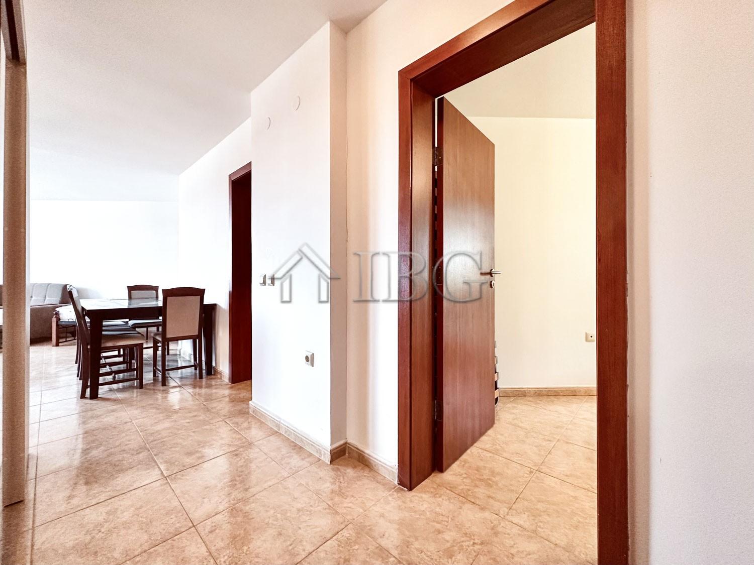 2-Bedroom Apartment with Sea & Pool View Etara 3, Sveti Vlas — photo 23 of 25