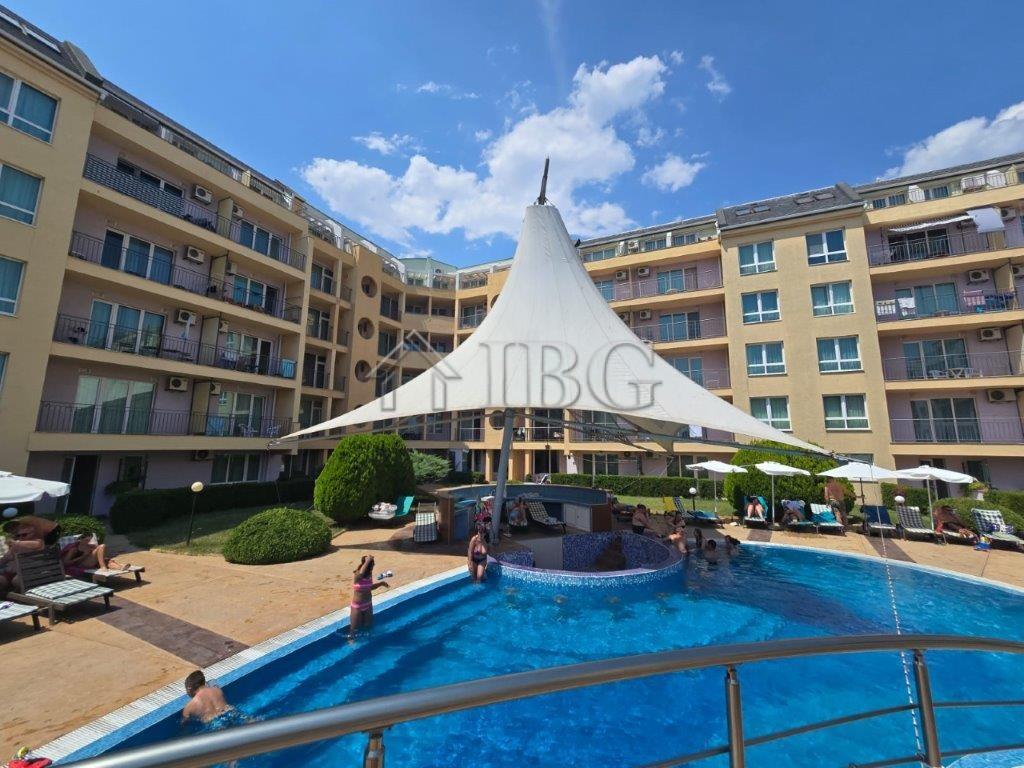 2-room apartment with Pool View for sale Pollo Resort, Sunny Beach — main photo