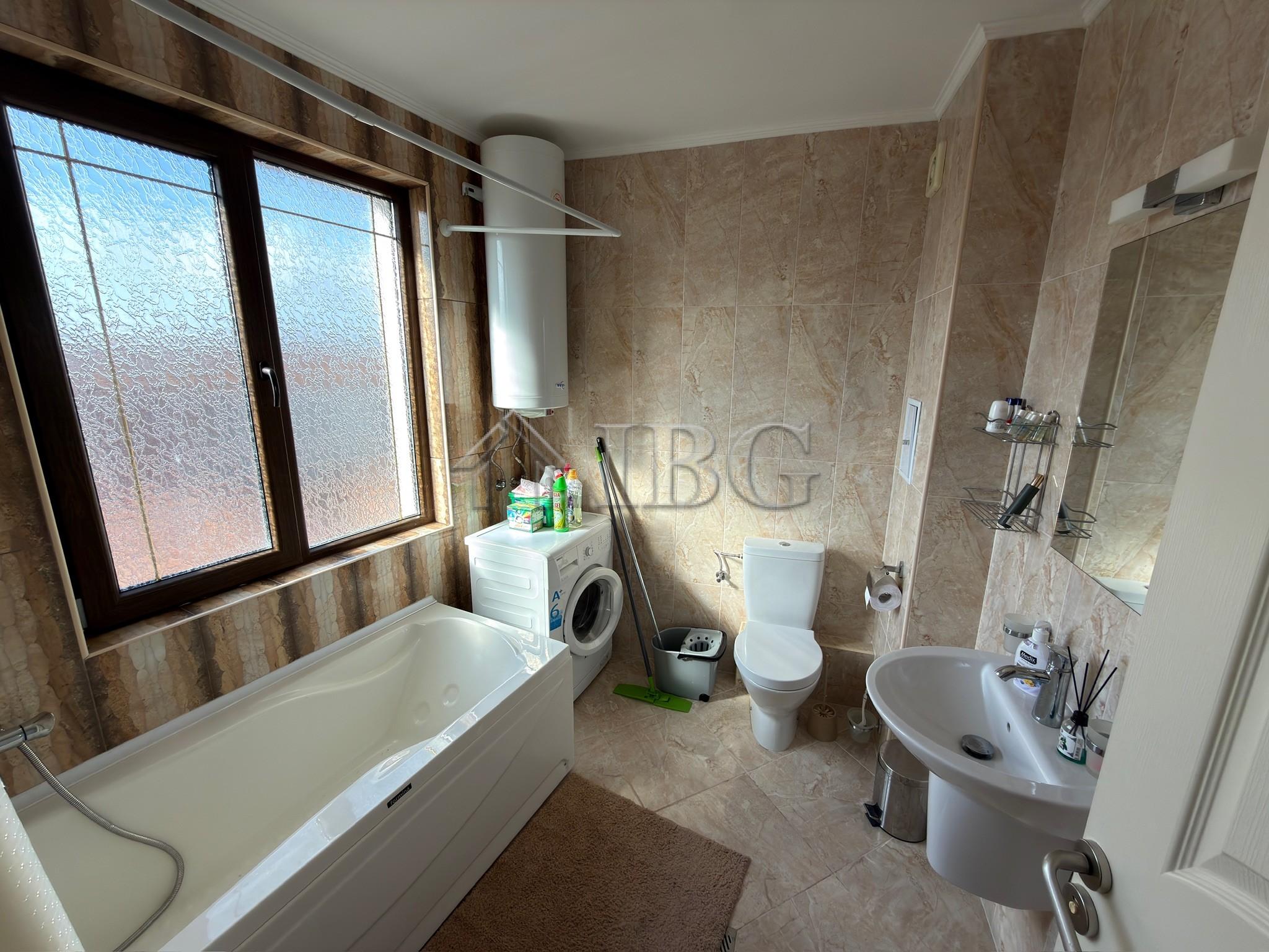 Luxury Two-Bedroom Apartment in Esteban SPA Complex, Nessebar — photo 25 of 25
