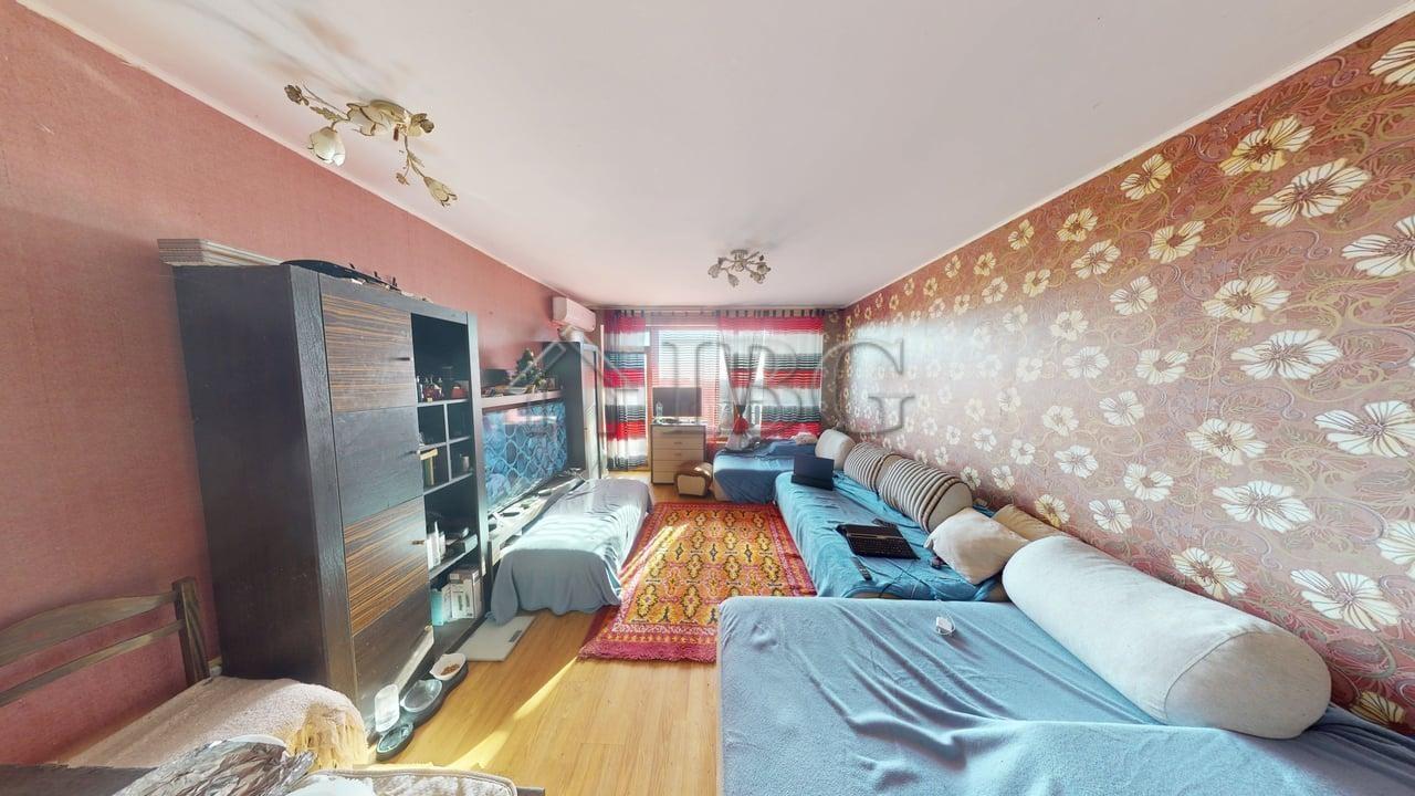 Two-Bedroom Apartment for Sale in Sunny House Complex, Kosharitsa — photo 22 of 25