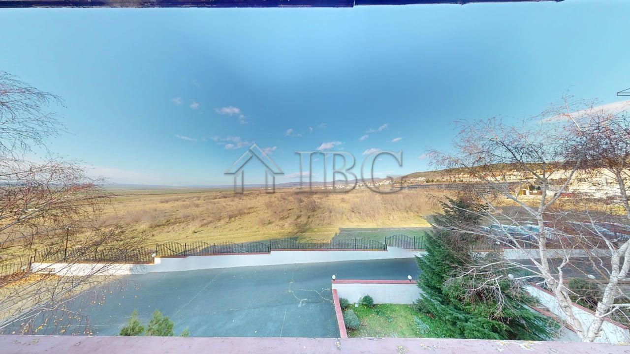 Two-Bedroom Apartment for Sale in Sunny House Complex, Kosharitsa — photo 8 of 25