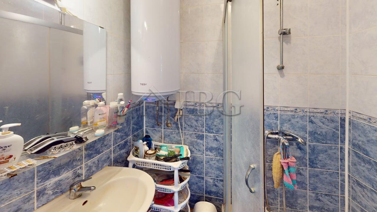 Two-Bedroom Apartment for Sale in Sunny House Complex, Kosharitsa — photo 19 of 25