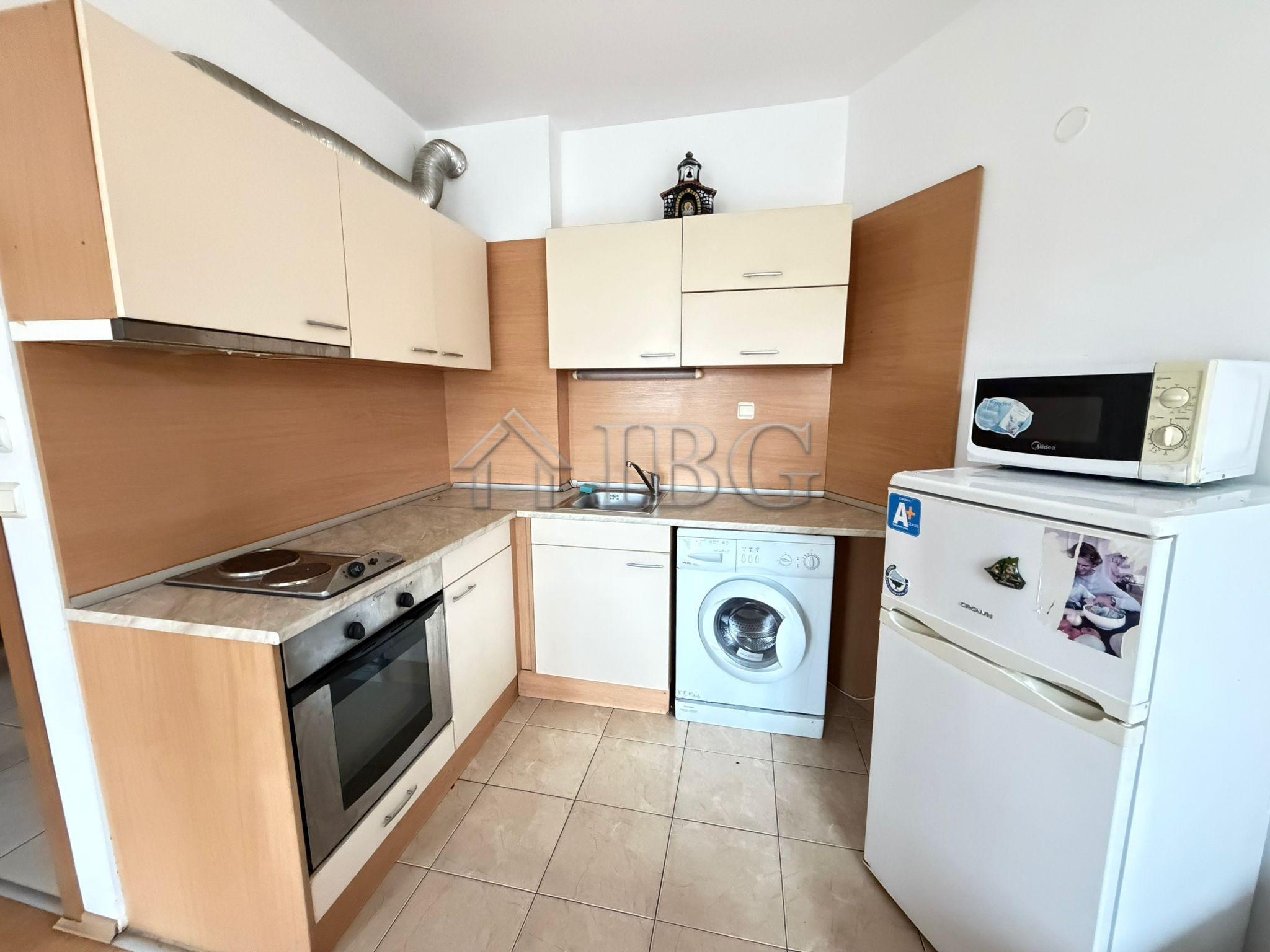 2nd line to the sea! 1-Bedroom apartment in Yassen, Sunny Beach — photo 3
