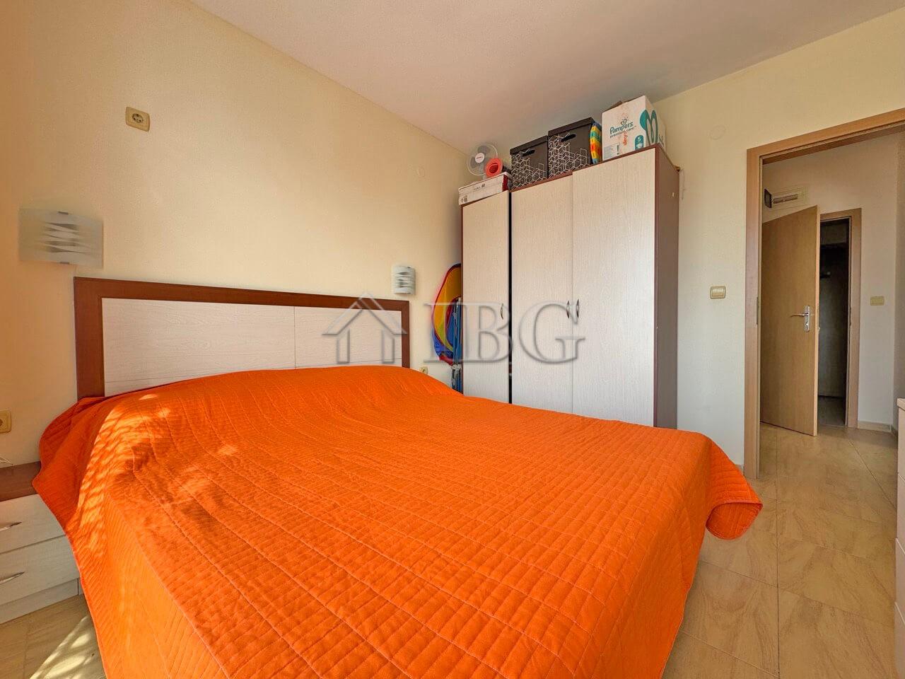 One-Bedroom Apartment in Aqua Dreams, Sveti Vlas — photo 10 of 16