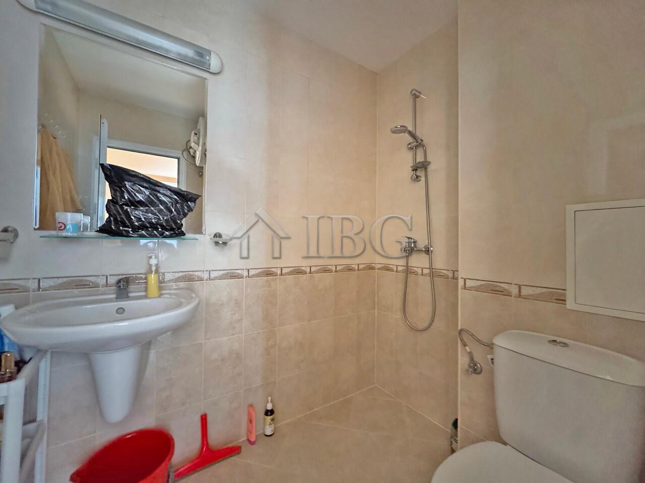 One-Bedroom Apartment in Aqua Dreams, Sveti Vlas — photo 14 of 16