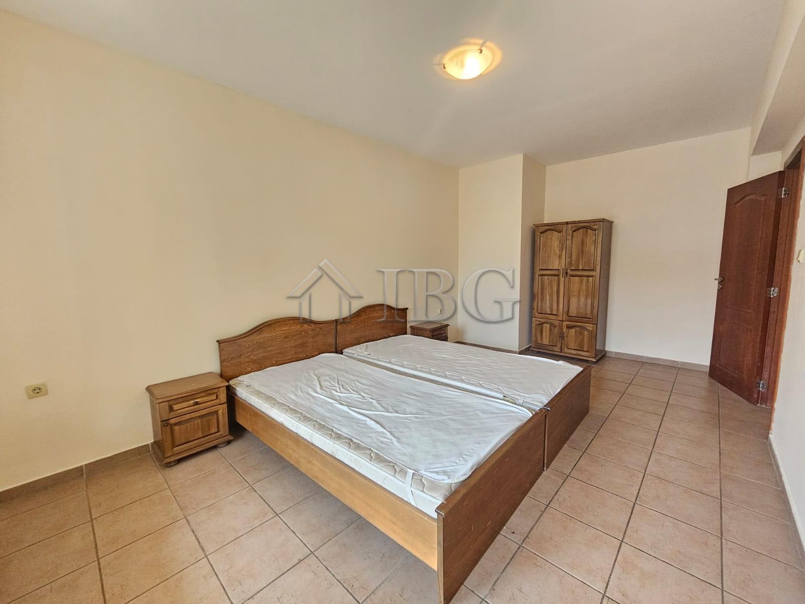 Two-Bedroom Apartment with 2 Bathrooms and Pool View Summer Dreams, Sunny Beach — photo 9 of 25