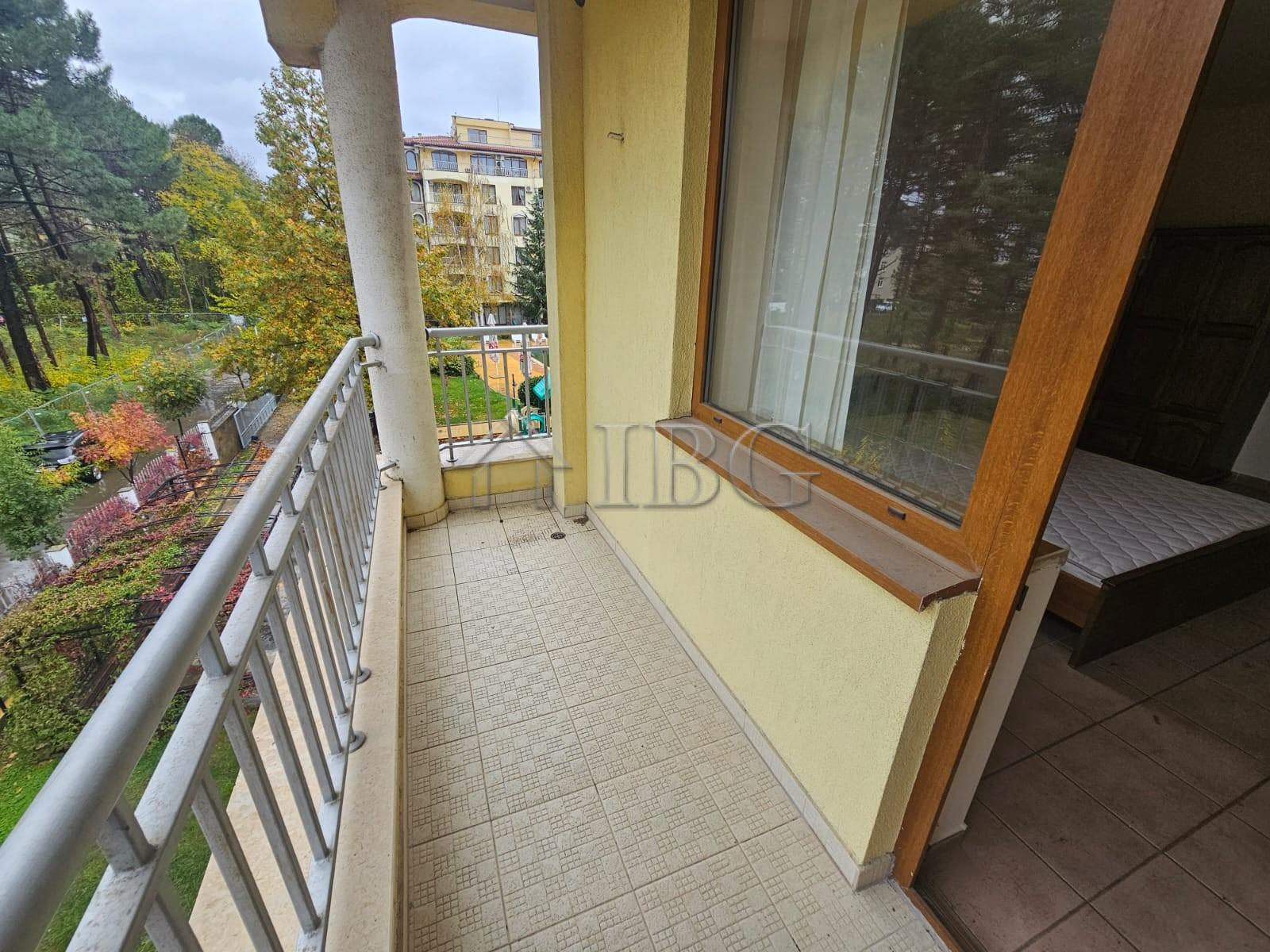 Two-Bedroom Apartment with 2 Bathrooms and Pool View Summer Dreams, Sunny Beach — photo 16 of 25