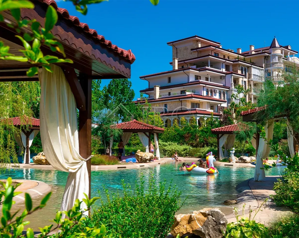 Luxury Two-Bedroom Apartment in Esteban SPA Complex, Nessebar — photo 2