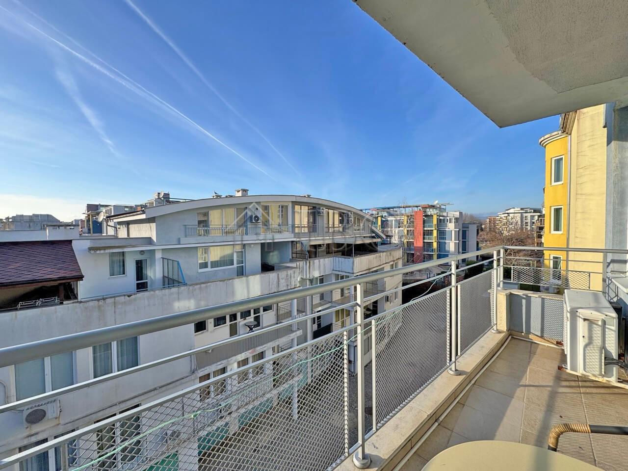 1-Bedroom Apartment for Sale Apart Hotel Favorit, Sunny Beach — photo 4