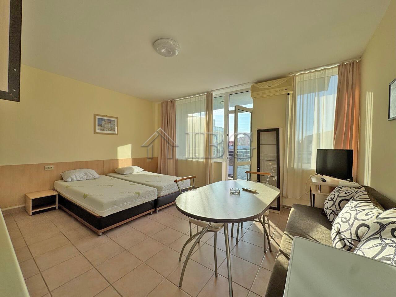 1-Bedroom Apartment for Sale Apart Hotel Favorit, Sunny Beach — photo 2