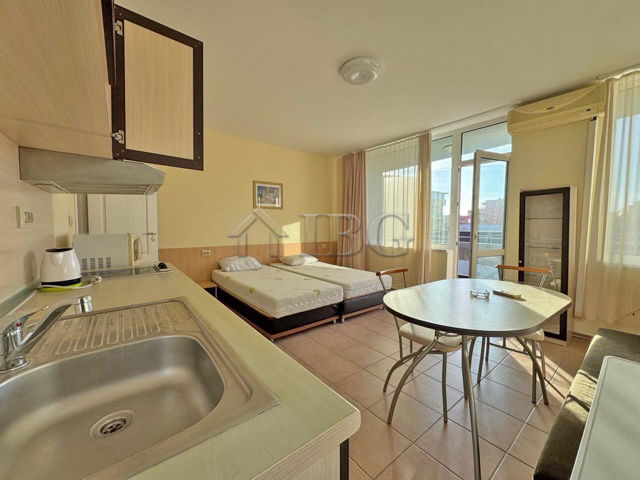 1-Bedroom Apartment for Sale Apart Hotel Favorit, Sunny Beach — photo 3