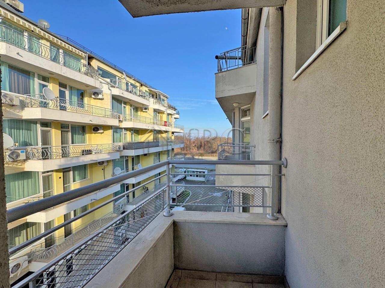 1-Bedroom Apartment for Sale Apart Hotel Favorit, Sunny Beach — photo 6
