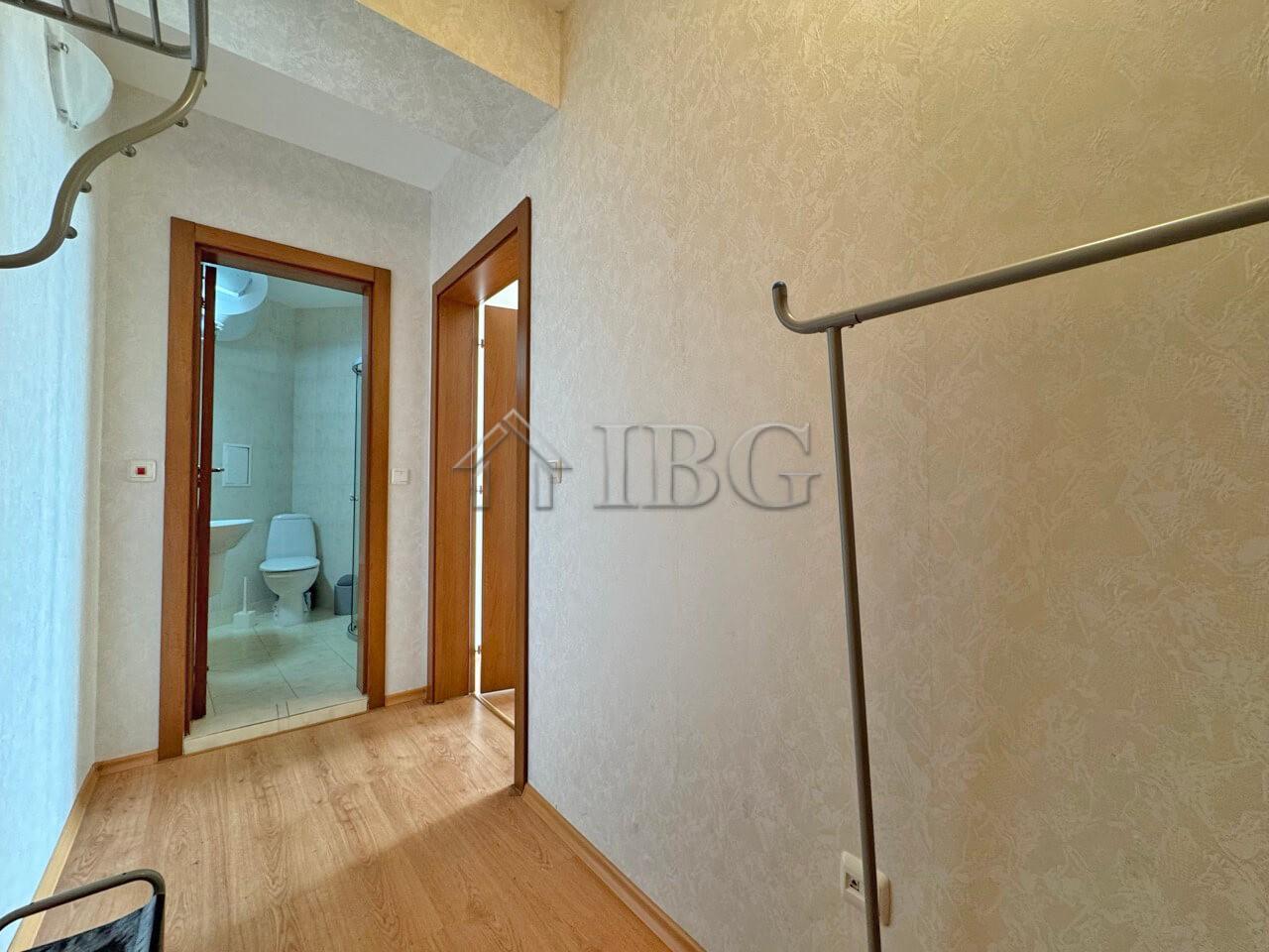 One-Bedroom Apartment with Sea View in Rutland Beach, Ravda — photo 11 of 20