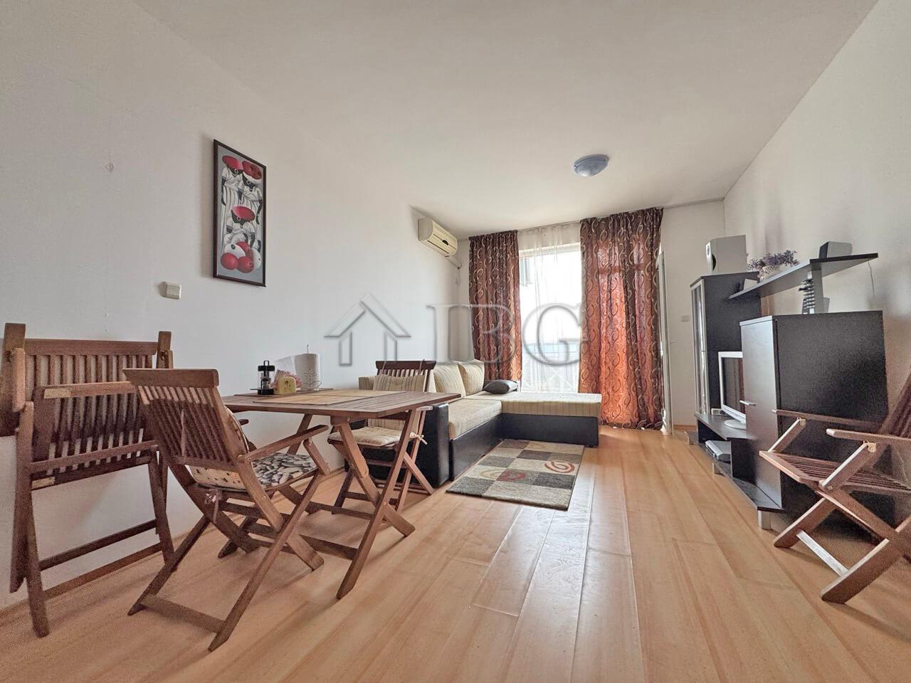 1-Bedroom Apartment with Panoramic Views Sunny Day 6, Sunny Beach — photo 9 of 13