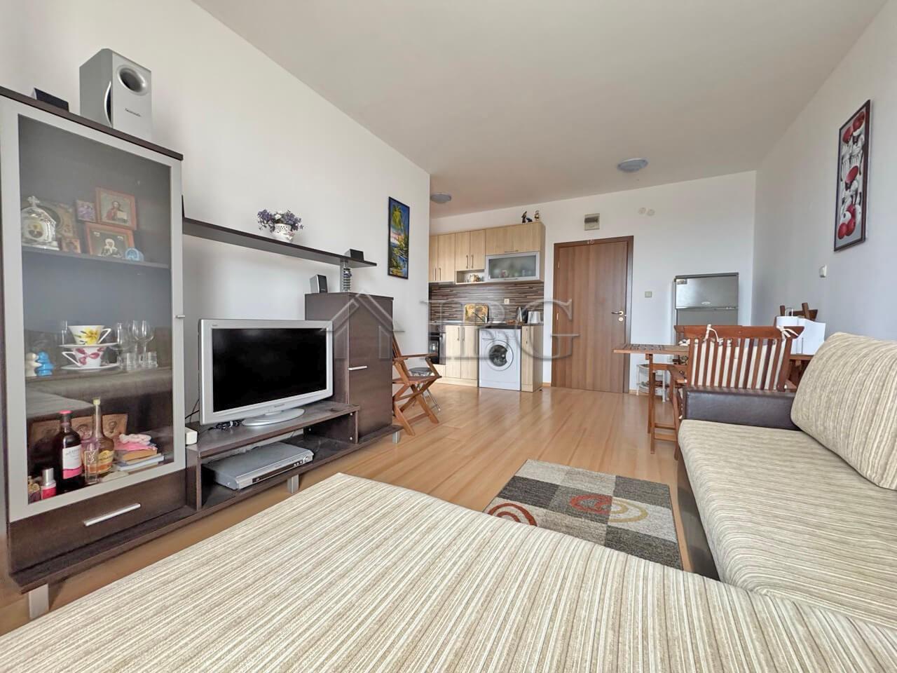 1-Bedroom Apartment with Panoramic Views Sunny Day 6, Sunny Beach — photo 10 of 13