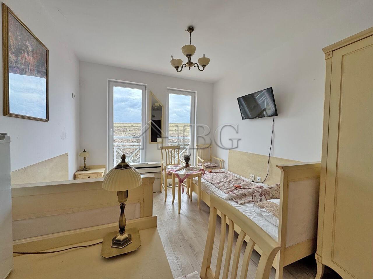 Furnished Studio without Balcony Sunny Day 6, Sunny Beach — photo 13 of 13