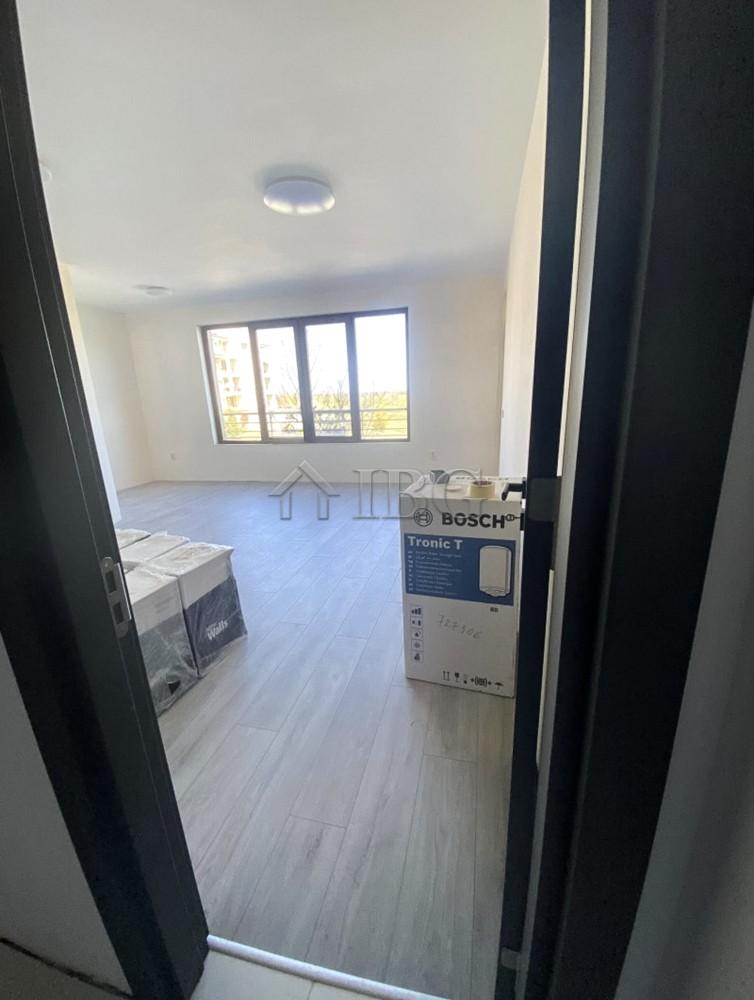 Elegant 1-Bedroom Apartment in Lighthouse Golf & Spa Resort - Near Balchik — photo 8 of 13