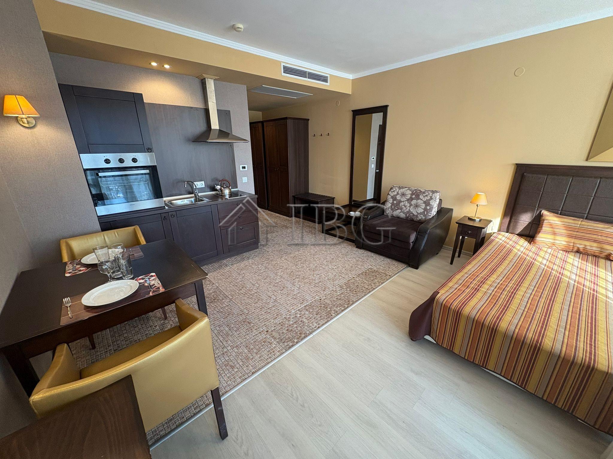 Spacious Studio with Pool View Royal Beach Barcelo, Sunny Beach — photo 15 of 25