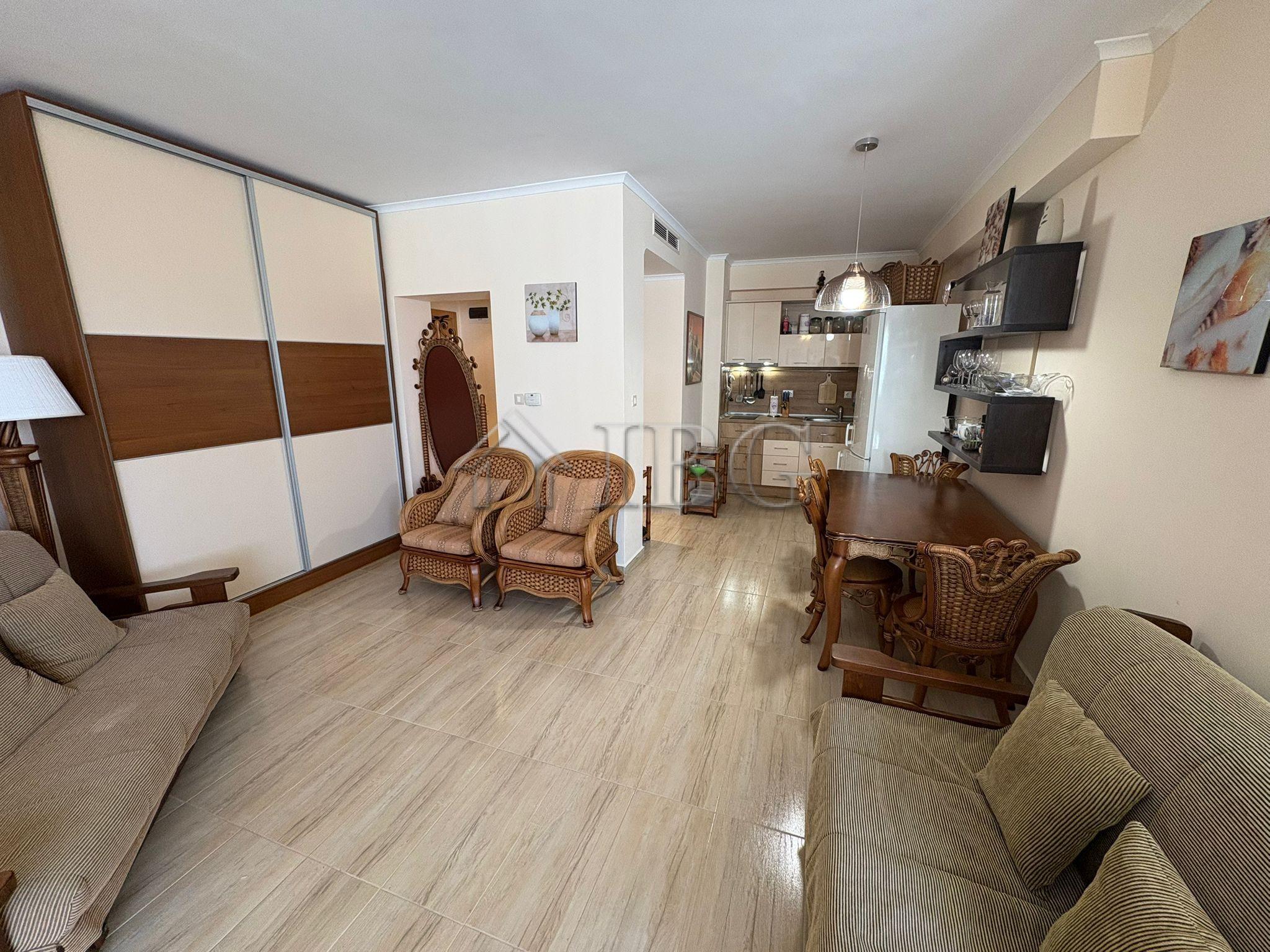 1-Bedroom Apartment for Sale Majestic Beach Resort, Sunny Beach — photo 9 of 25