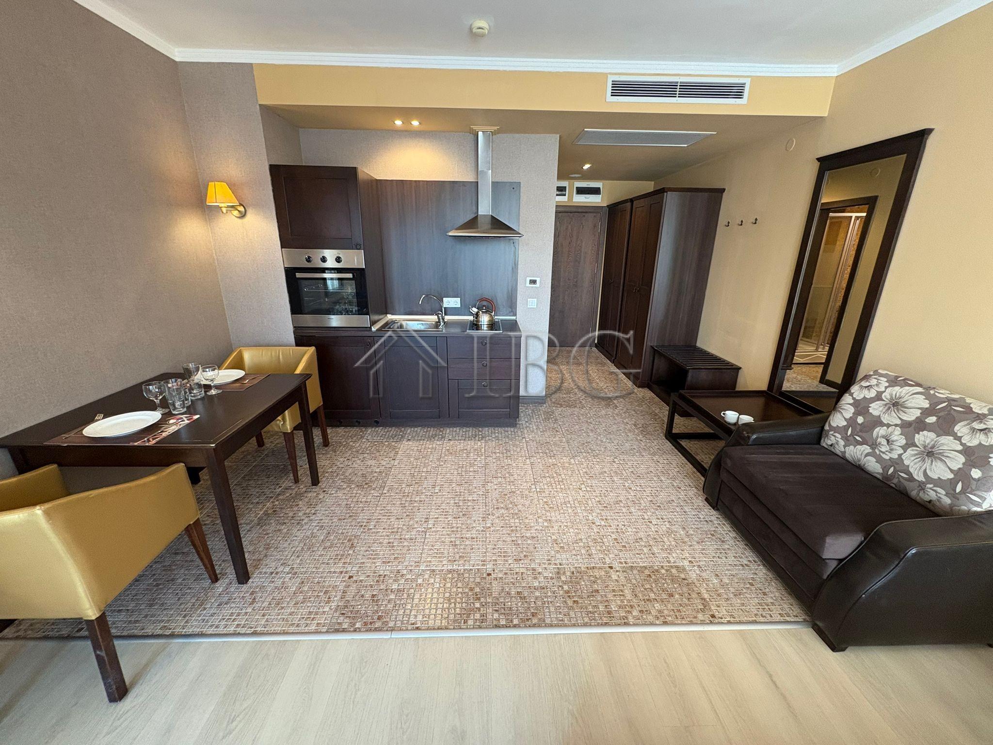 Spacious Studio with Pool View Royal Beach Barcelo, Sunny Beach — photo 16 of 25