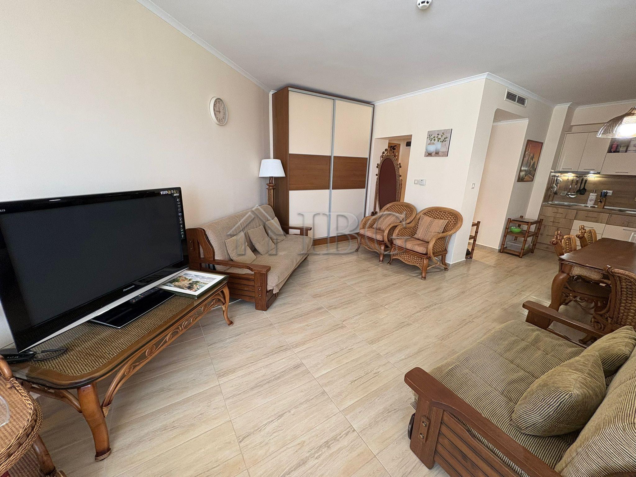 1-Bedroom Apartment for Sale Majestic Beach Resort, Sunny Beach — photo 10 of 25