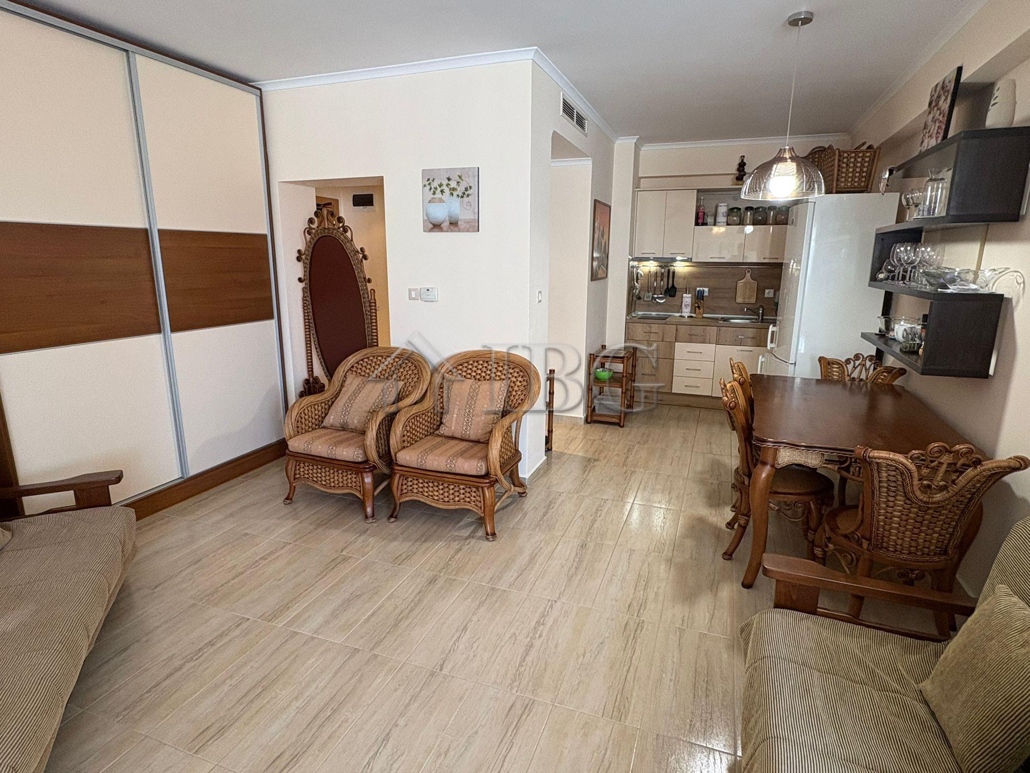 1-Bedroom Apartment for Sale Majestic Beach Resort, Sunny Beach — photo 11 of 25