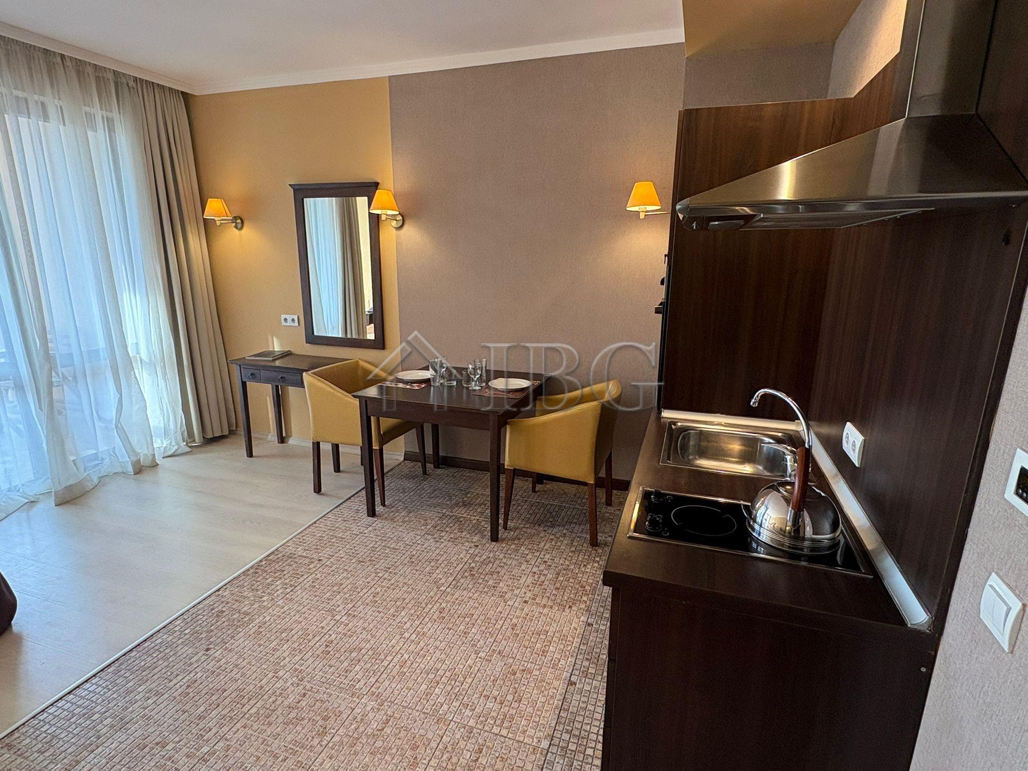 Spacious Studio with Pool View Royal Beach Barcelo, Sunny Beach — photo 18 of 25