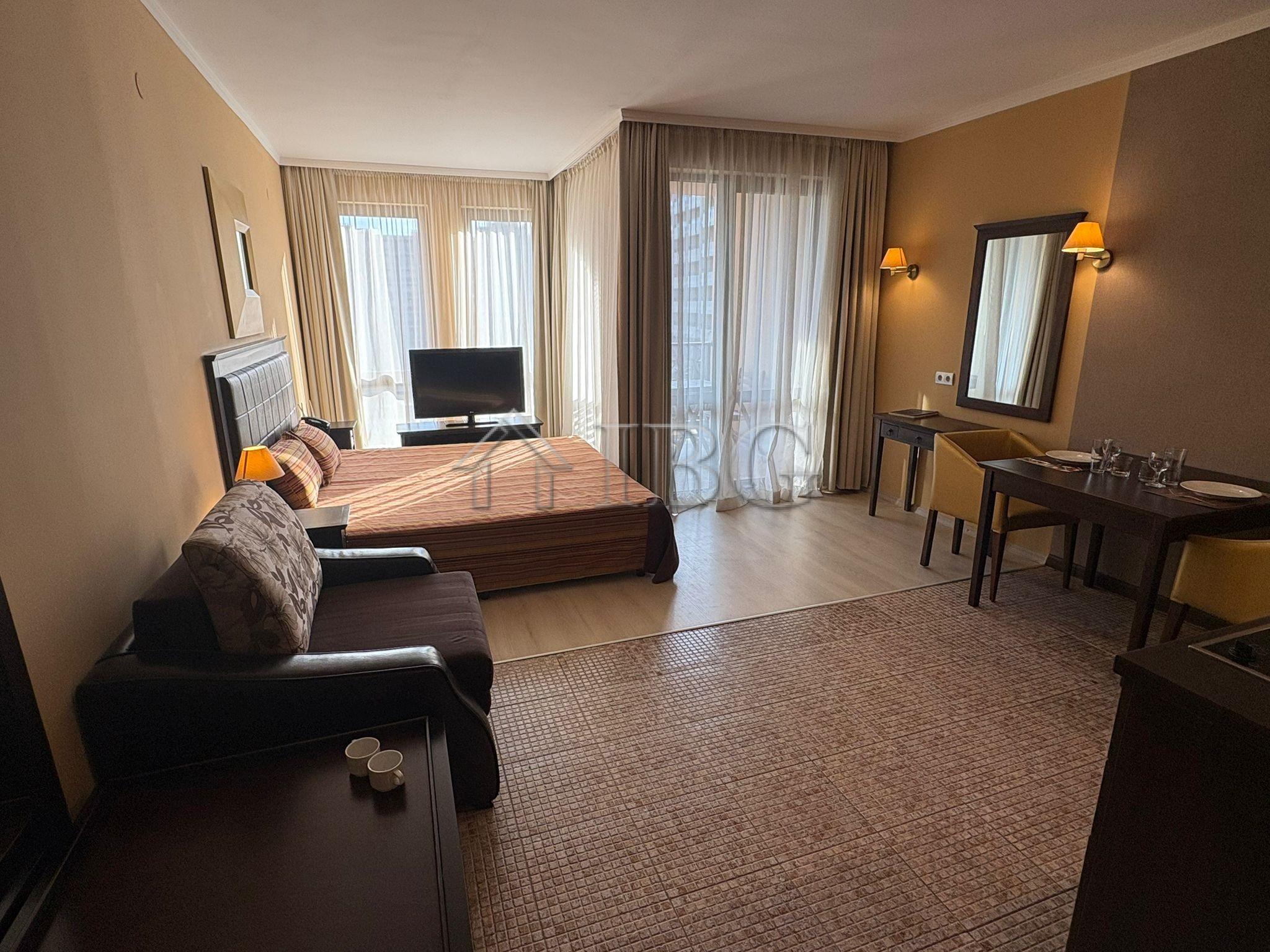 Spacious Studio with Pool View Royal Beach Barcelo, Sunny Beach — photo 4 of 25