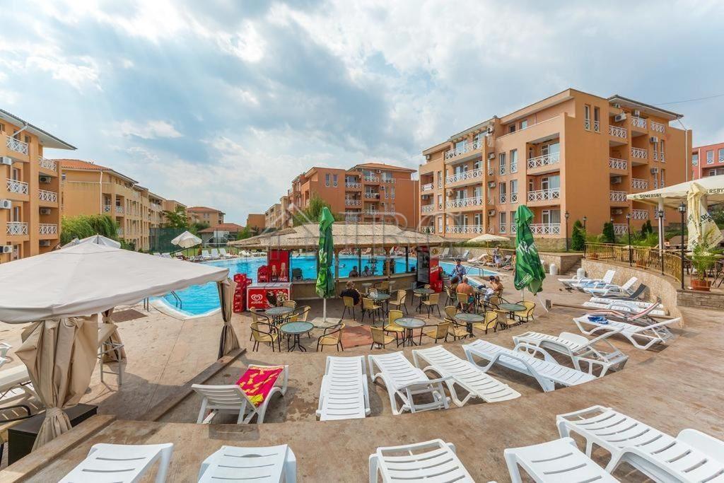 Furnished Studio with Balcony Sunny Beach — photo 16 of 19