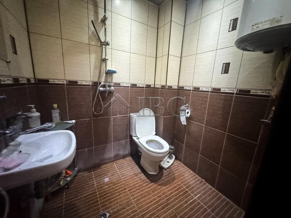 2-Bedroom Apartment in the Heart of Ruse - Excellent Location near Svoboda Square — photo 13 of 14