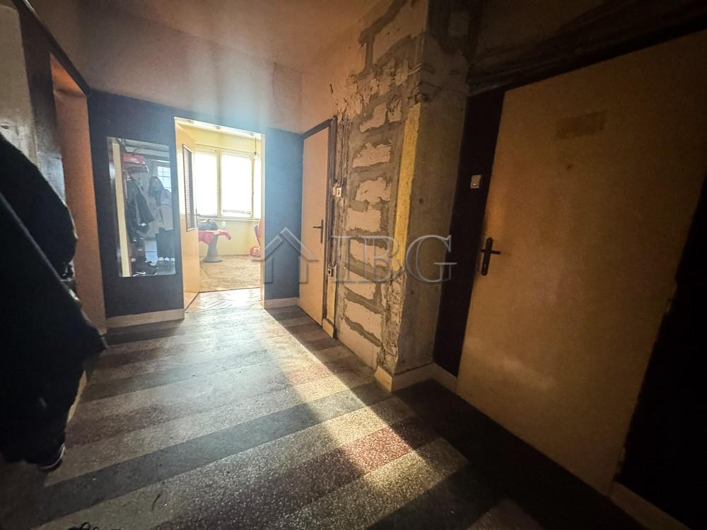 2-Bedroom Apartment in the Heart of Ruse - Excellent Location near Svoboda Square — photo 14 of 14