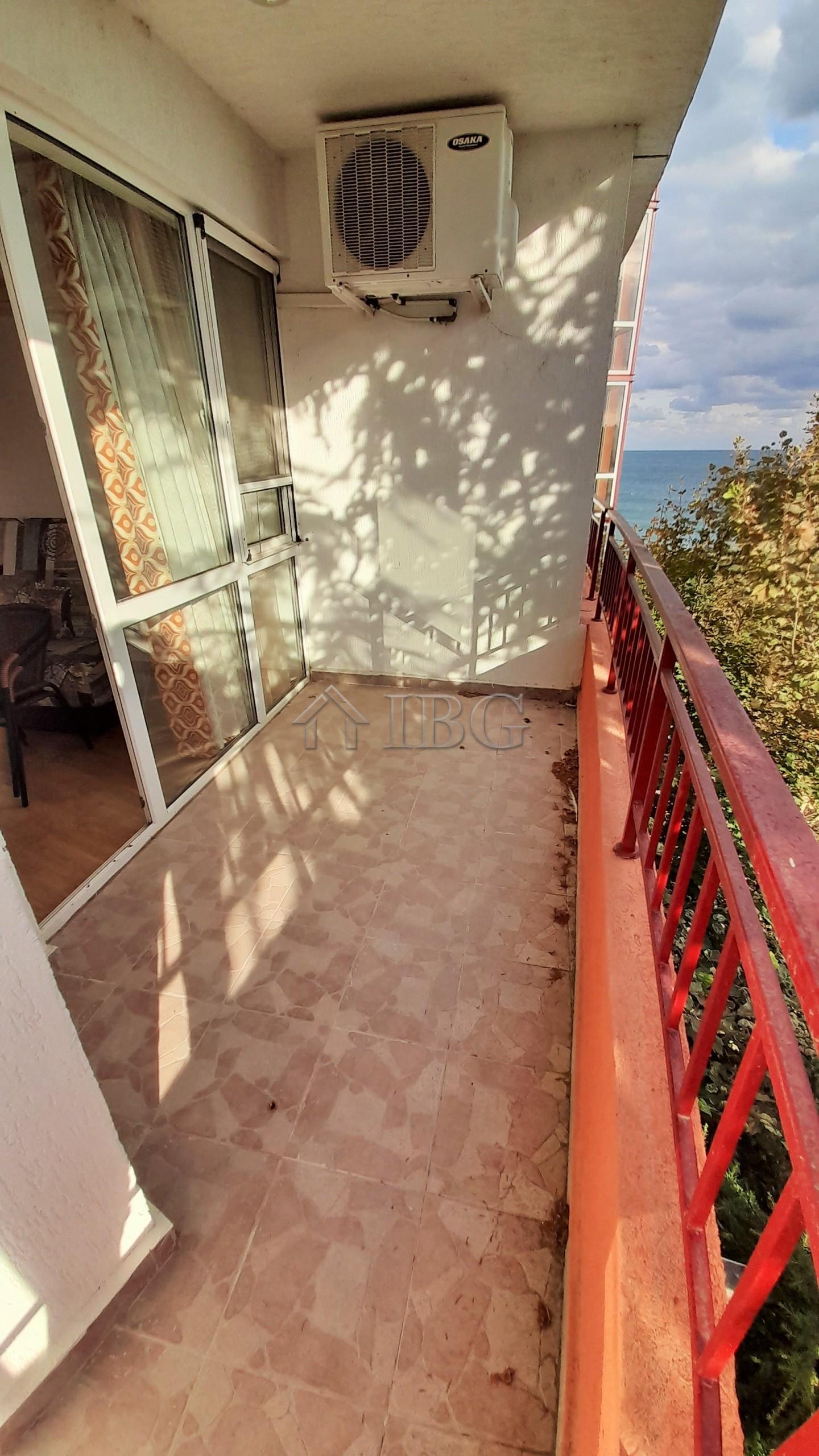1st line to the Sea! One Bedroom apartment with Sea View, Riviera Fort Beach, Ravda — photo 4 of 21