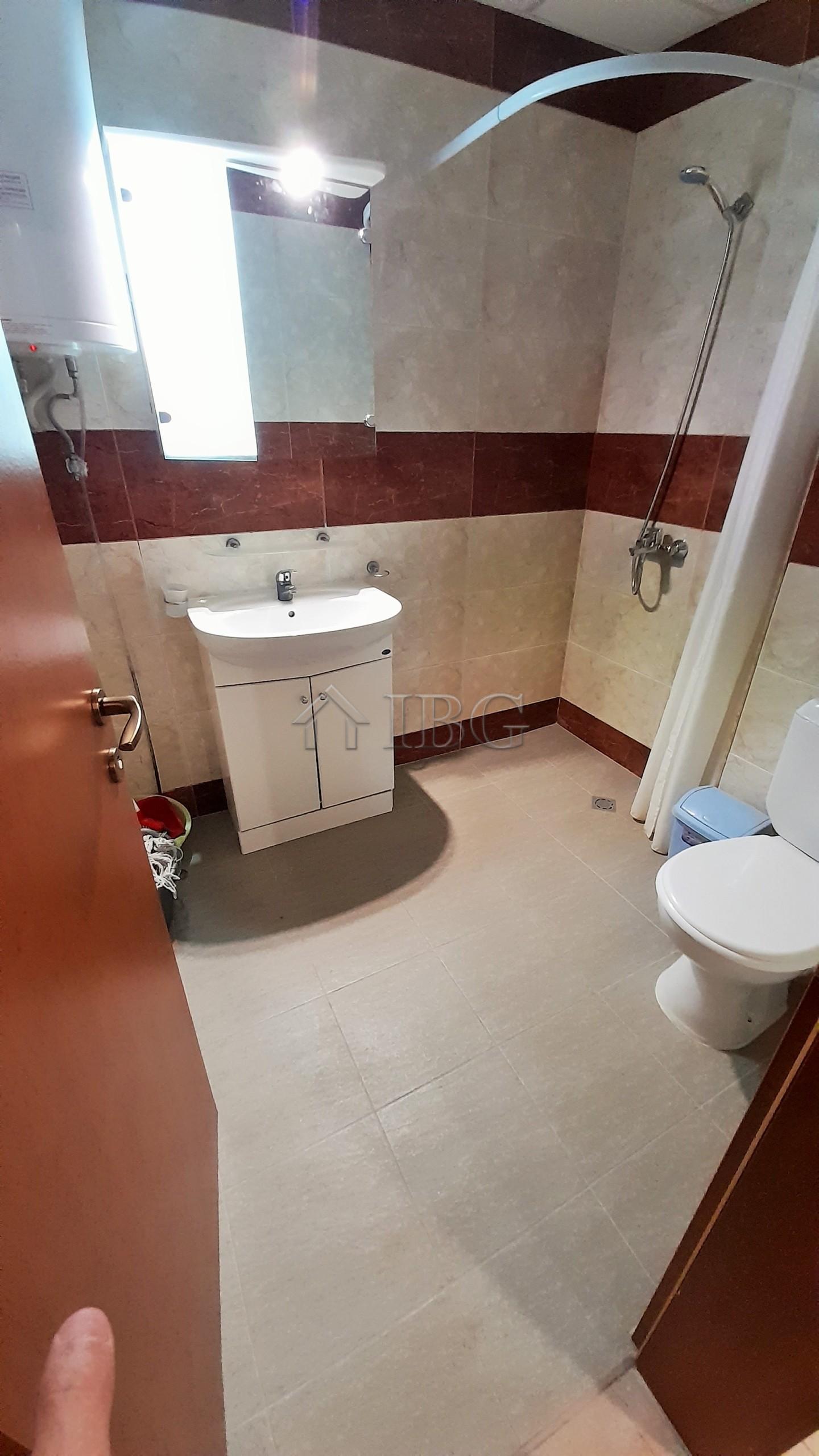 1st line - One Bedroom apartment with Pool and Sea Views, Riviera Fort Beach, Ravda — photo 8 of 21