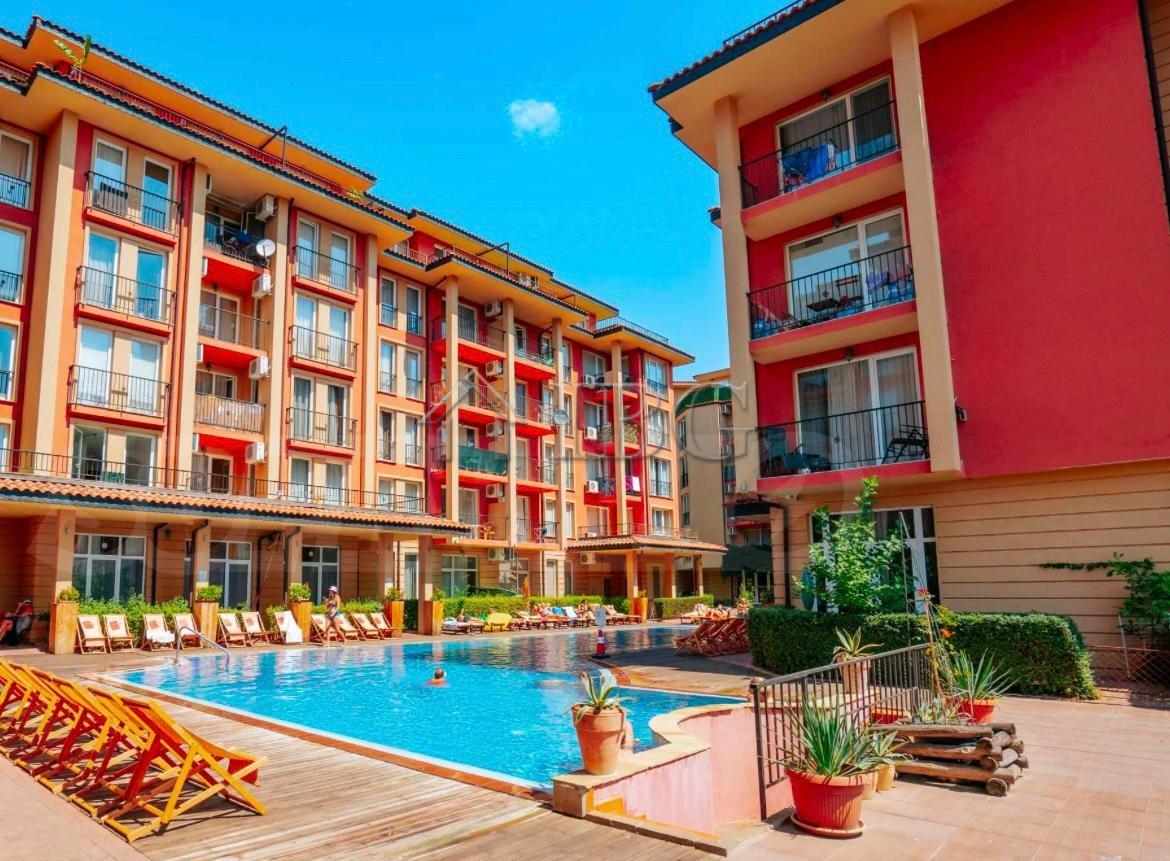 Excellent 43 sq. m. studio with Balcony in Sunny View Central, Sunny Beach — photo 12 of 16