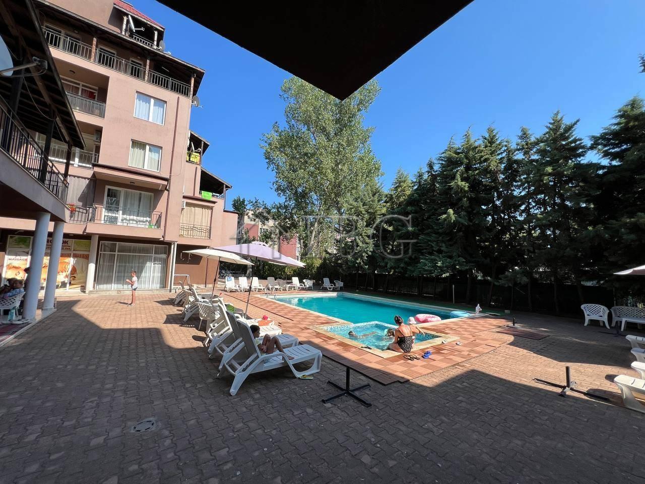 Spacious 1-Bedroom Apartment with Pool View St. Sofia, Sunny Beach 500 m to the Beach — main photo