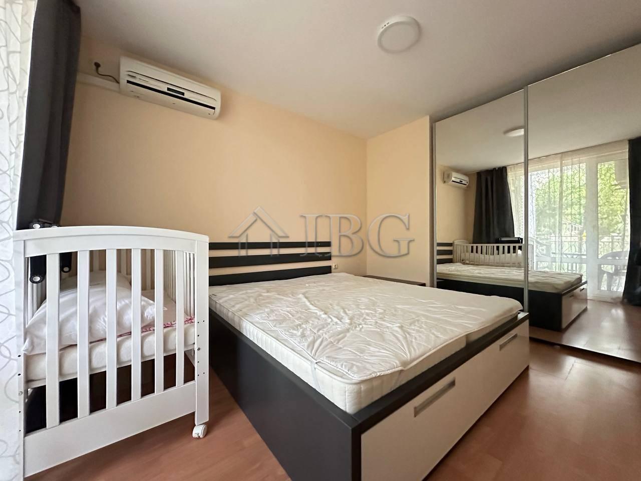 Ground floor 1-Bedroom Apartment with Garden View - Crown Fort Club, Sveti Vlas — photo 13 of 17
