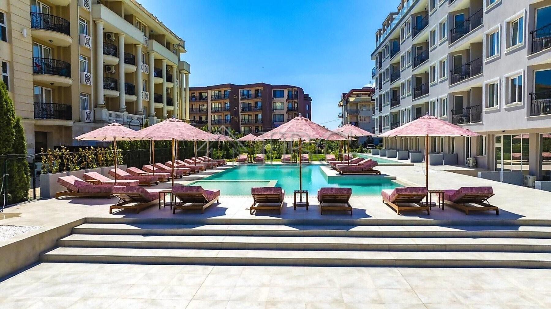 Spacious modern furnished studio with balcony in a New Complex J'adore Secret Garden, Sunny Beach — photo 16 of 20