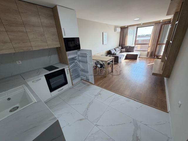Luxury 1-Bedroom Apartment with Panoramic Sea View Sarafovo — photo 4 of 22