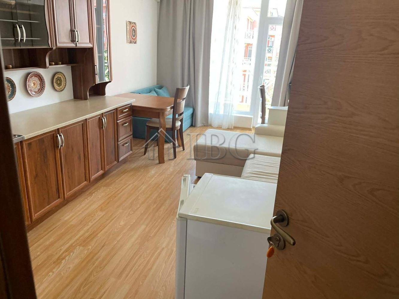 Furnished Studio with Balcony Sunny Beach — photo 12 of 19