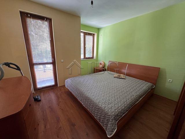 Spacious 1-Bedroom Apartment Vazrazhdane District, Burgas — photo 10 of 19