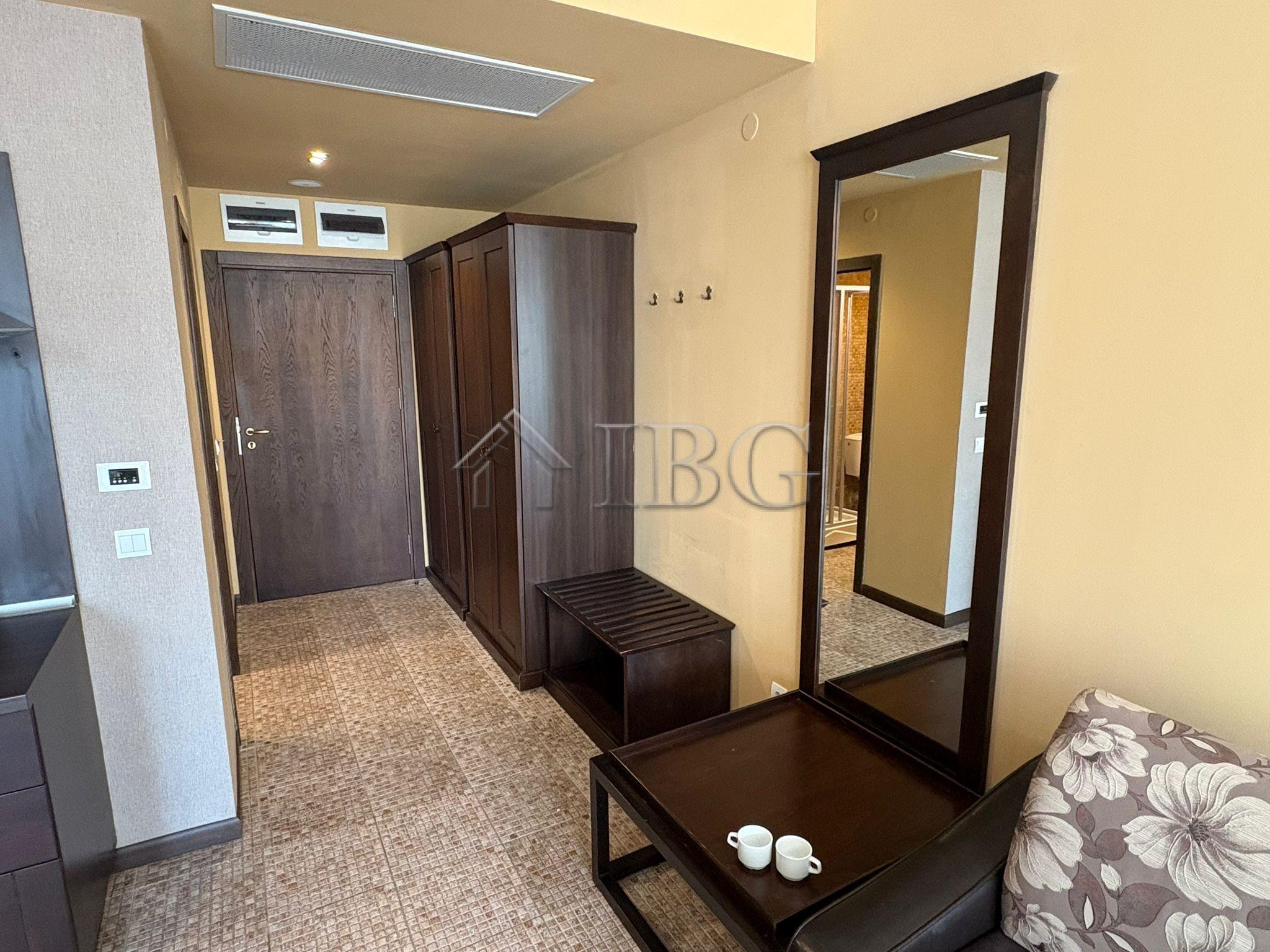 Spacious Studio with Pool View Royal Beach Barcelo, Sunny Beach — photo 12 of 25