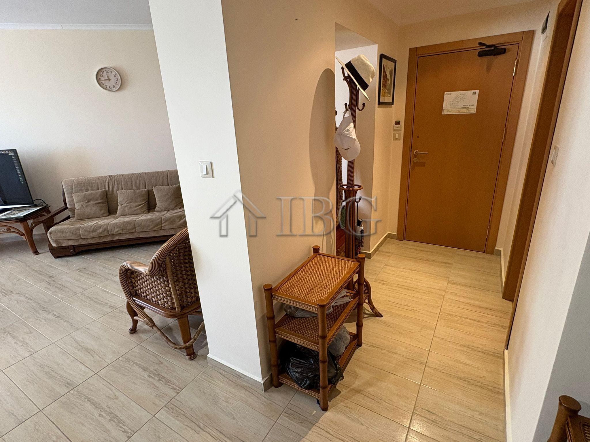 1-Bedroom Apartment for Sale Majestic Beach Resort, Sunny Beach — photo 15 of 25