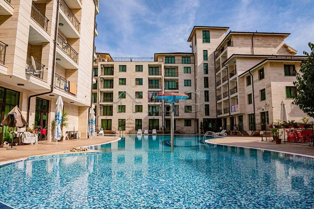 One-Bedroom Apartment in Amadeus Lux, Sunny Beach — photo 13 of 15