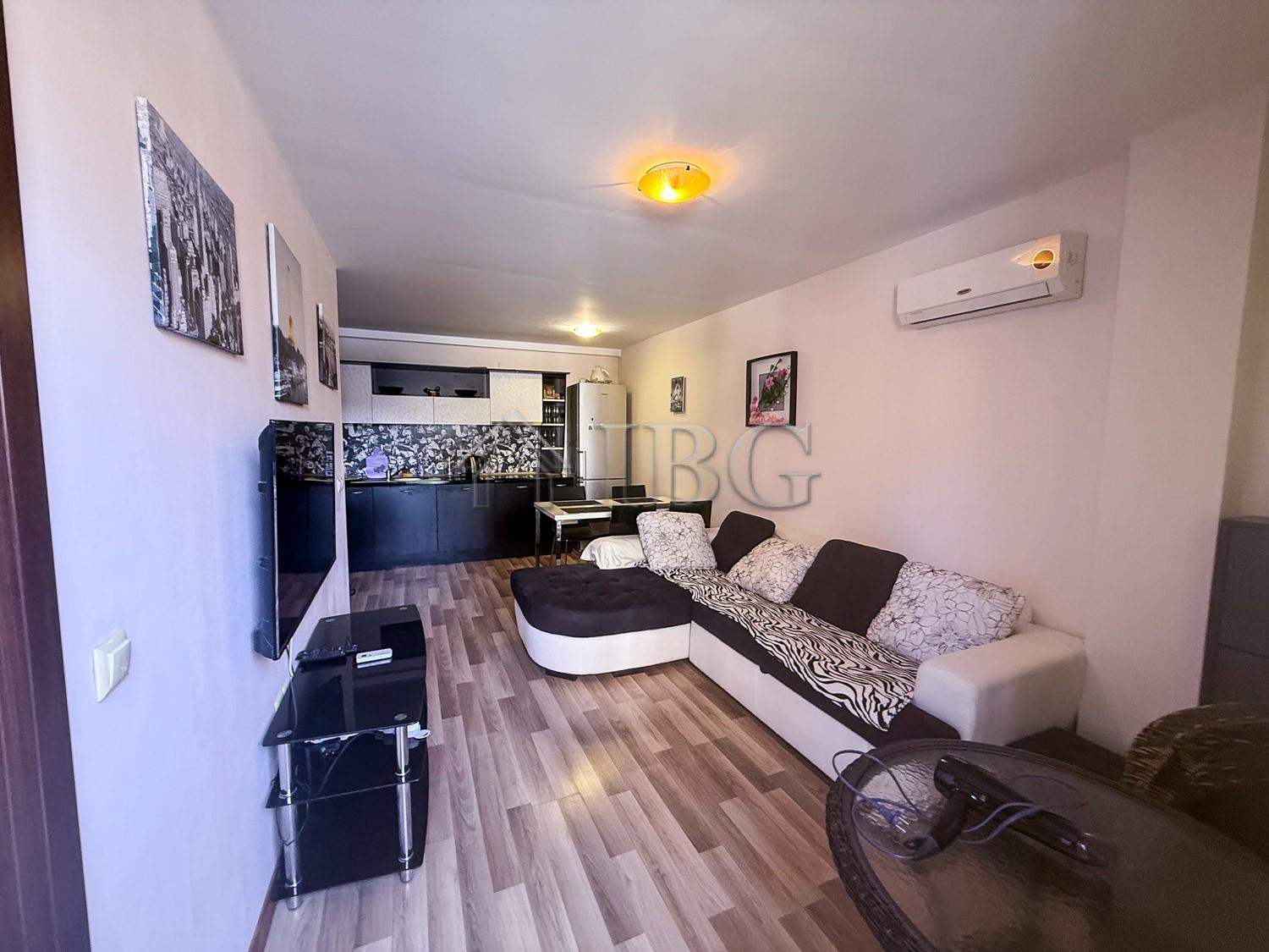 One-Bedroom Apartment in Amadeus Lux, Sunny Beach — photo 12 of 15